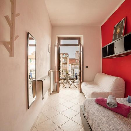 Cozy Room Stanza Close City Center In A Family House Stanza In Appartamento Condiviso Noi Viviamo In Casa Stanza In Affitto Turin Bagian luar foto