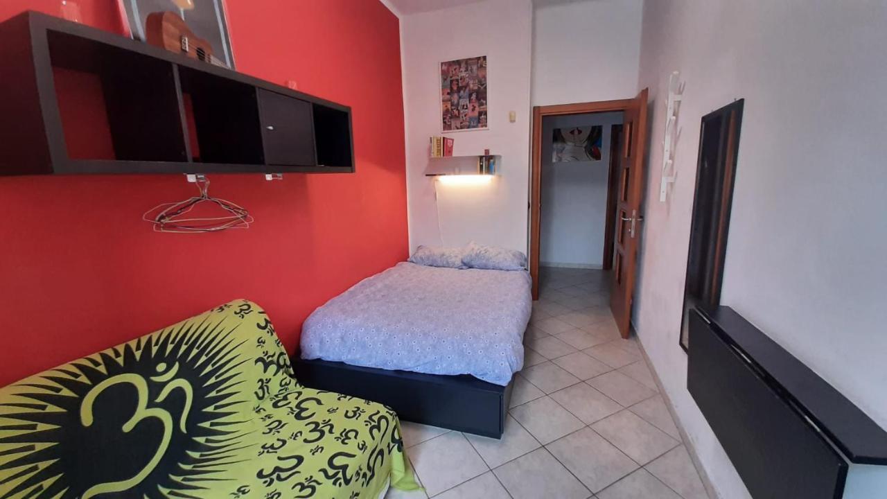 Cozy Room Stanza Close City Center In A Family House Stanza In Appartamento Condiviso Noi Viviamo In Casa Stanza In Affitto Turin Bagian luar foto
