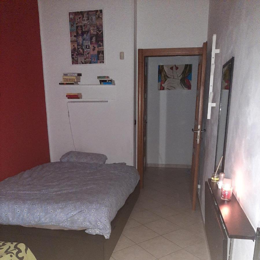 Cozy Room Stanza Close City Center In A Family House Stanza In Appartamento Condiviso Noi Viviamo In Casa Stanza In Affitto Turin Bagian luar foto