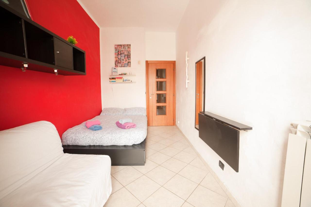 Cozy Room Stanza Close City Center In A Family House Stanza In Appartamento Condiviso Noi Viviamo In Casa Stanza In Affitto Turin Bagian luar foto