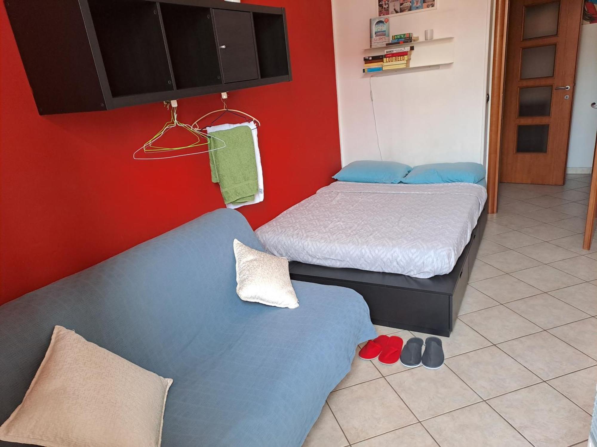 Cozy Room Stanza Close City Center In A Family House Stanza In Appartamento Condiviso Noi Viviamo In Casa Stanza In Affitto Turin Ruang foto