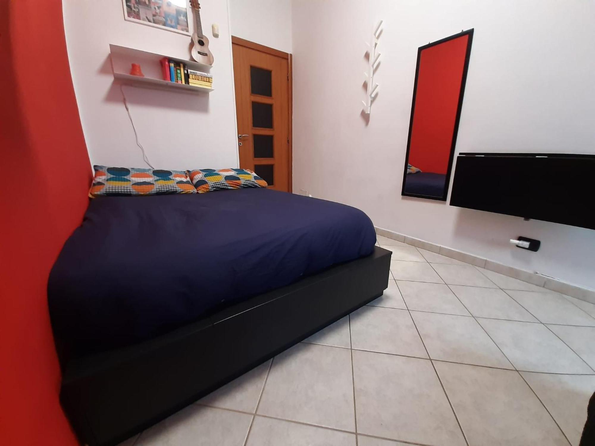 Cozy Room Stanza Close City Center In A Family House Stanza In Appartamento Condiviso Noi Viviamo In Casa Stanza In Affitto Turin Ruang foto